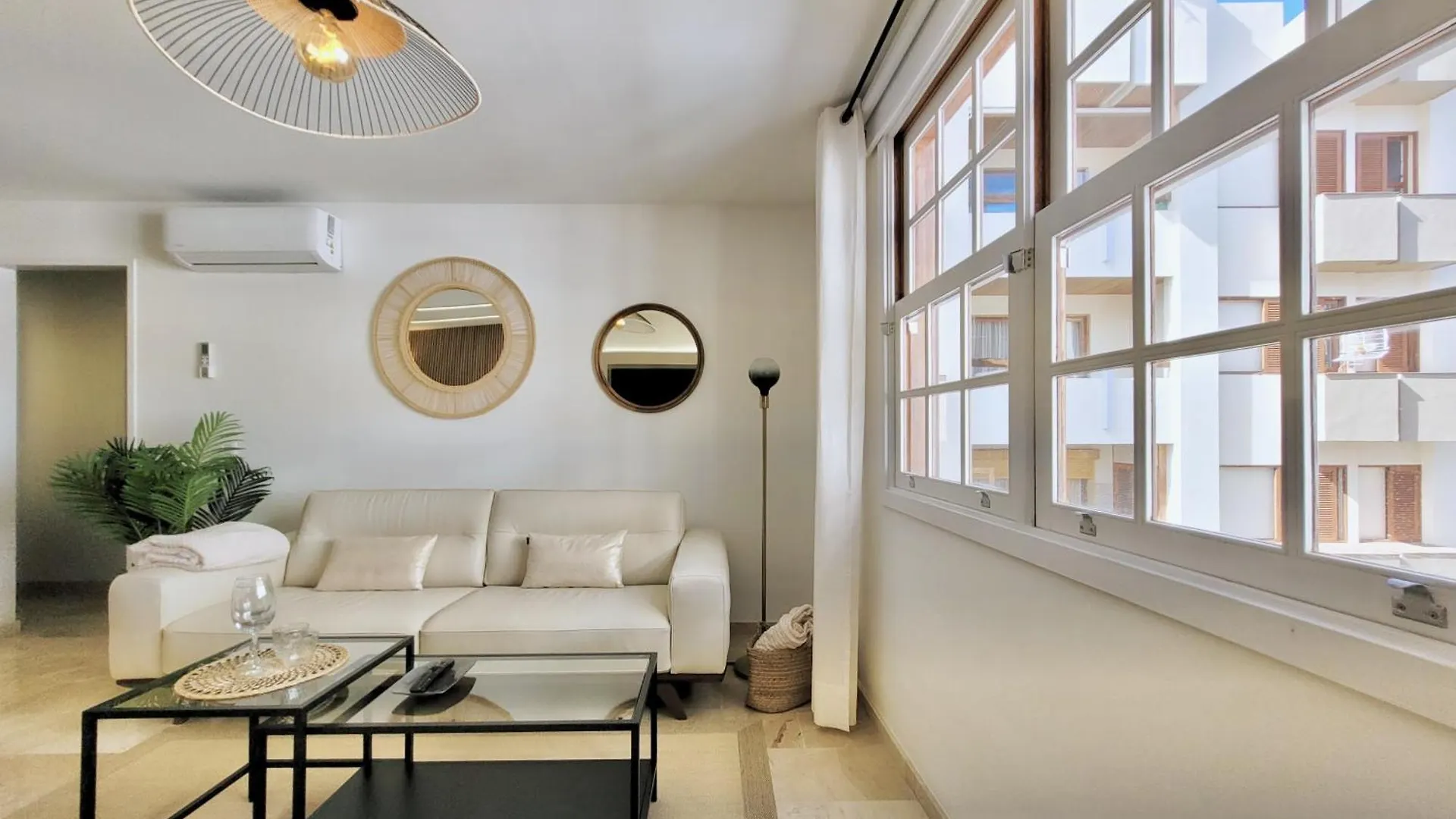The Stylish Apartment location